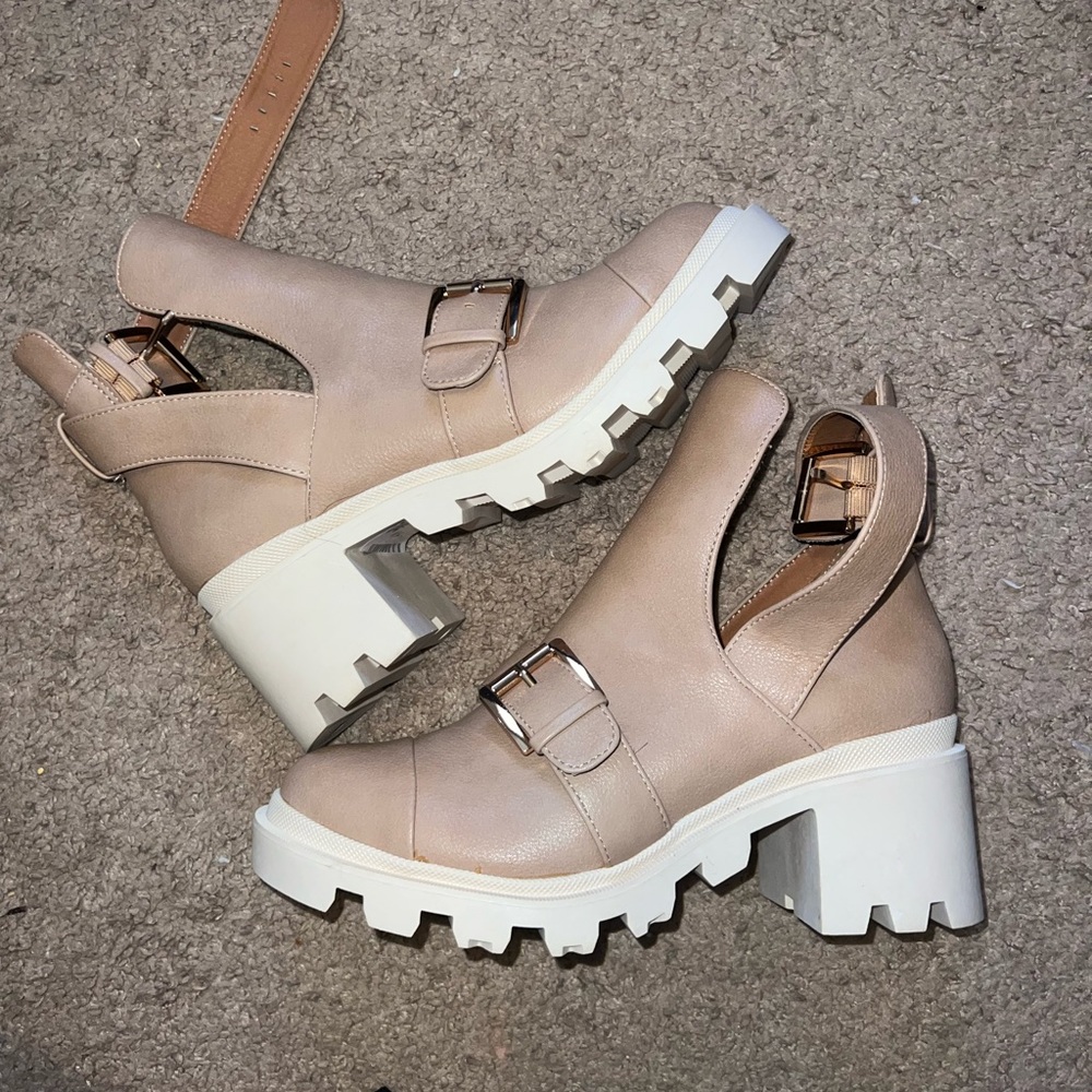 Fall Booties 🍂